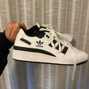 Adidas Sneakers Mens 9.5